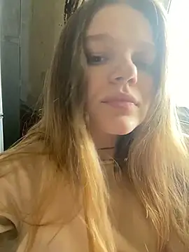 Snapshot of -MimmiLissa- chatting on 04-22-26, 10:11 -MimmiLissa- online show from 04-22-26, 10:11