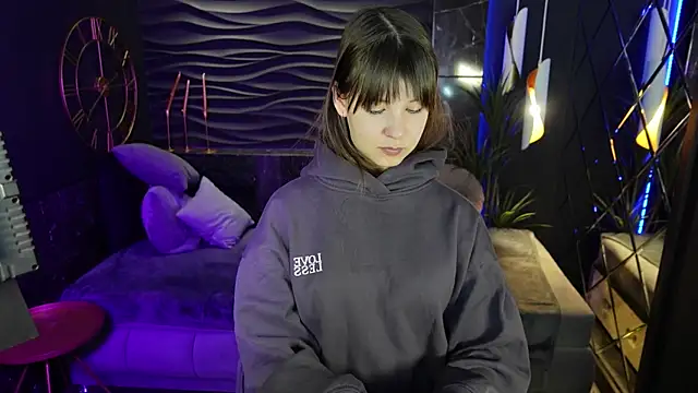 Snapshot of ElizaMild chatting on 02-25-25, 07:38 ElizaMild online show from 02-25-25, 07:38