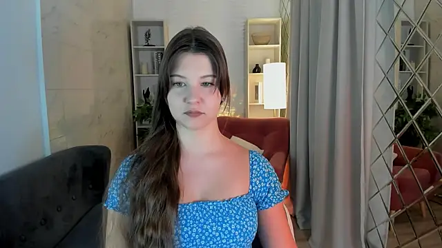 Snapshot of ElizaMild chatting on 12-05-25, 01:21 ElizaMild online show from 12-05-25, 01:21