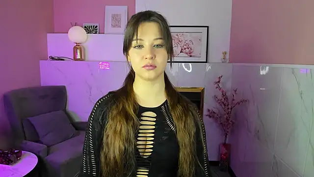 Snapshot of ElizaMild chatting on 11-30-25, 01:12 ElizaMild online show from 11-30-25, 01:12