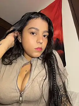 Snapshot of Naiara_sex chatting on 05-28-26, 05:48 Naiara sex online show from 05-28-26, 05:48