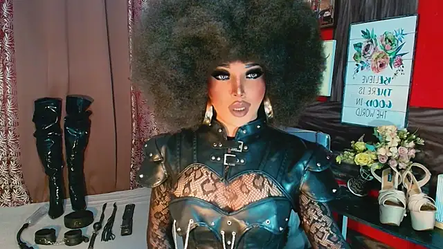 trixxielicious online show from 12-05-25, 06:17