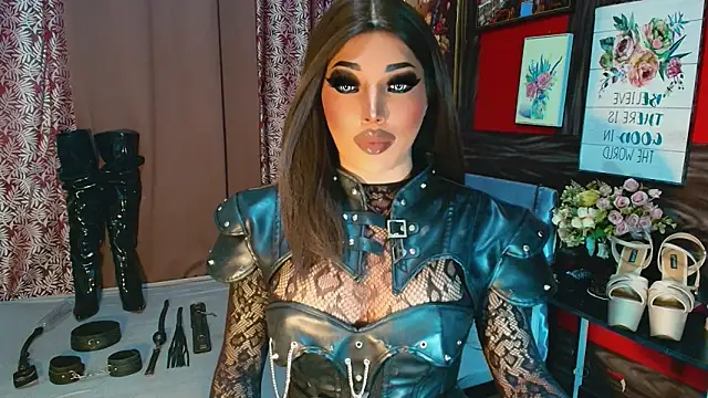 trixxielicious online show from 12-18-25, 12:09