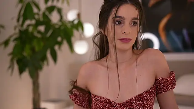 DoviaClaire online show from 10-26-25, 07:09