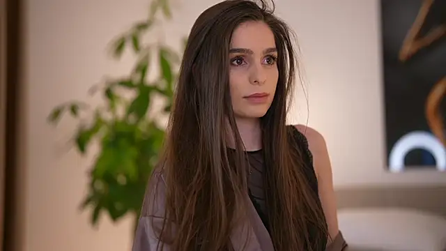 DoviaClaire online show from 09-22-25, 06:08