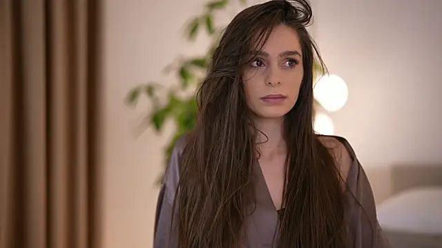 DoviaClaire online show from 09-23-25, 06:31