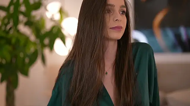 DoviaClaire online show from 09-26-25, 06:42