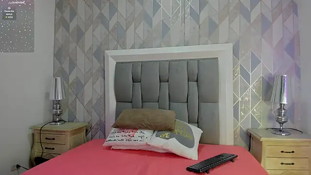 Snapshot of Princsgirl_ chatting on 10-07-25, 07:26 Princsgirl online show from 10-07-25, 07:26