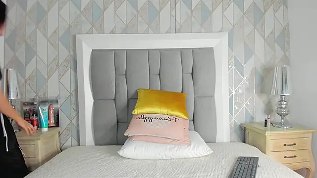 Snapshot of Princsgirl_ chatting on 03-02-26, 06:15 Princsgirl online show from 03-02-26, 06:15