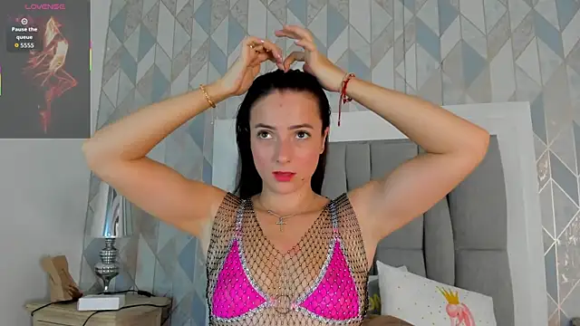 Snapshot of Princsgirl_ chatting on 10-21-25, 07:46 Princsgirl online show from 10-21-25, 07:46