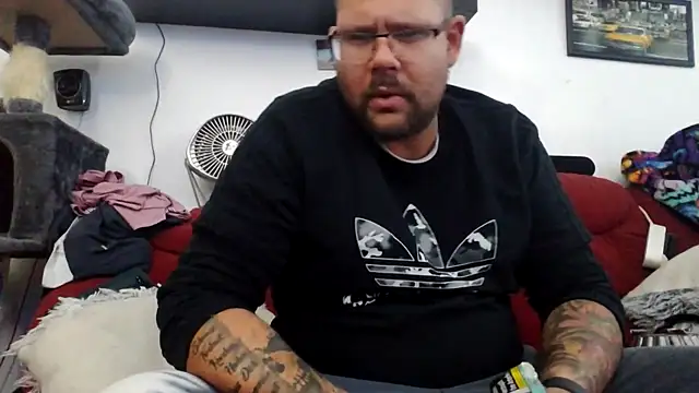 sexykevin17cm online show from 11-11-25, 01:39