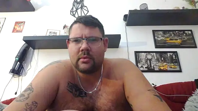 Snapshot of sexykevin17cm chatting on 04-10-26, 11:12 sexykevin17cm online show from 04-10-26, 11:12