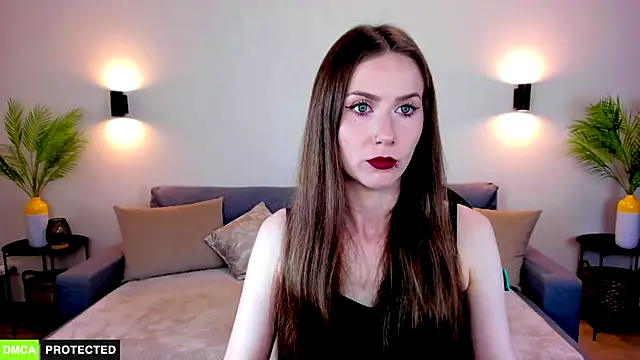 TheWoman   online show from 07-06-26, 10:44