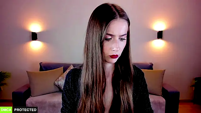 TheWoman   online show from 01-09-26, 07:10