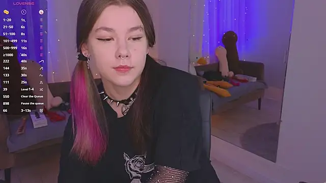 Mira Falls online show from 03-28-26, 05:52