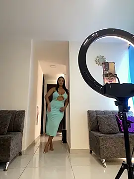 Shantal Lovee online show from 11-20-25, 06:30