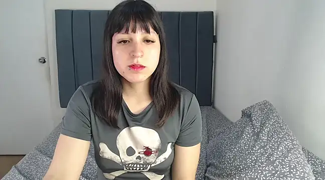 Snapshot of Chanelsexyy chatting on 02-17-25, 08:27 Chanelsexyy online show from 02-17-25, 08:27