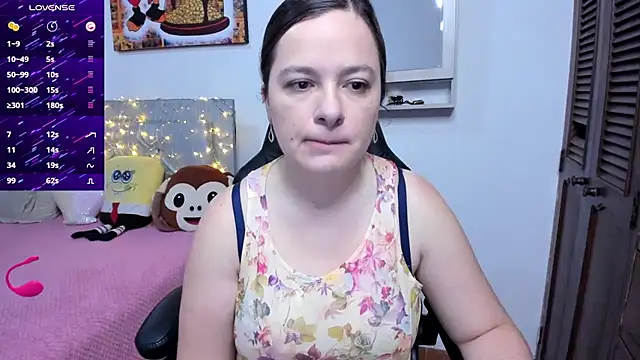 angelaagomez online show from 11-26-25, 05:35