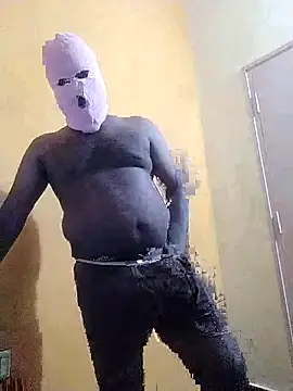 Snapshot of Indianguymohan chatting on 10-15-25, 04:59 Indianguymohan online show from 10-15-25, 04:59