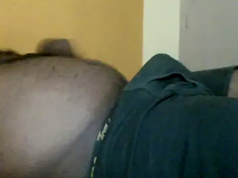 Snapshot of Indianguymohan chatting on 03-13-25, 04:56 Indianguymohan online show from 03-13-25, 04:56