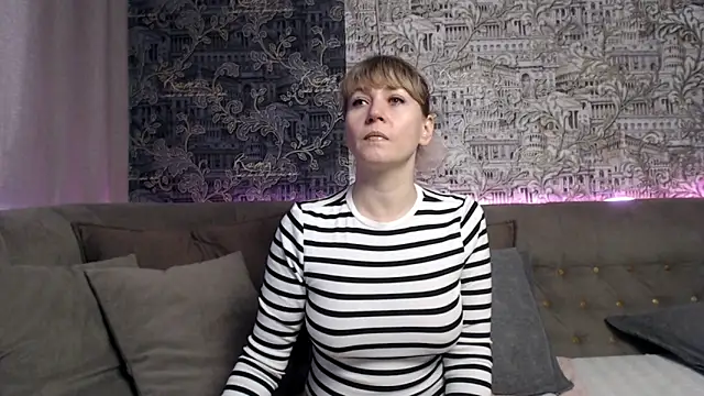 mandy foxxx online show from 12-20-25, 08:50