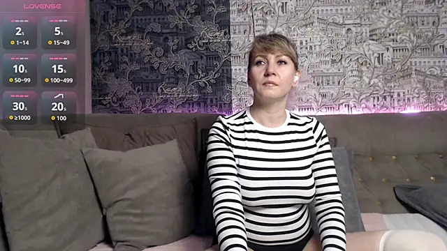 mandy foxxx online show from 12-21-25, 07:04