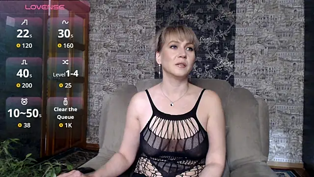 Snapshot of mandy_foxxx chatting on 09-21-25, 11:04 mandy foxxx online show from 09-21-25, 11:04