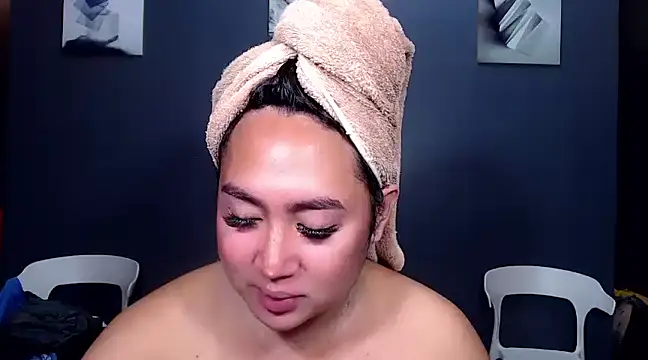 HOTTESTCANDYTS online show from 01-17-25, 01:03