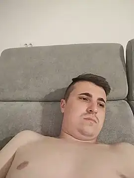 MrNoBoDy000 online show from 05-18-26, 07:07