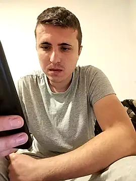 Snapshot of MrNoBoDy000 chatting on 12-23-25, 07:29 MrNoBoDy000 online show from 12-23-25, 07:29