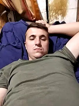 Snapshot of MrNoBoDy000 chatting on 11-11-25, 11:42 MrNoBoDy000 online show from 11-11-25, 11:42