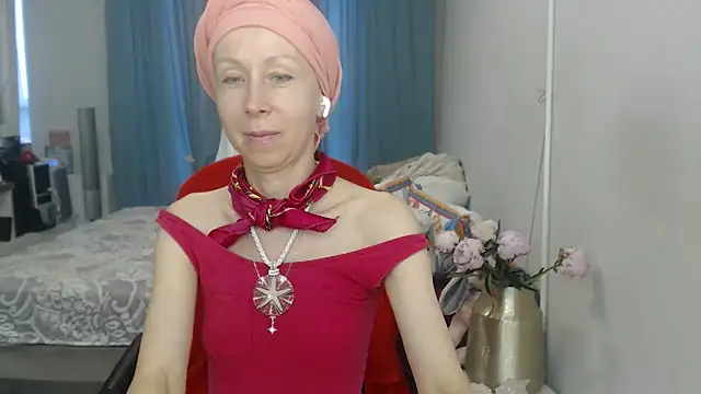 Snapshot of LuxuryNika chatting on 07-15-26, 02:24 LuxuryNika online show from 07-15-26, 02:24