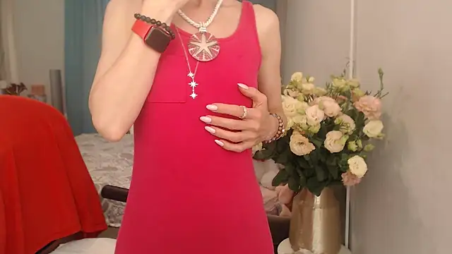 Snapshot of LuxuryNika chatting on 07-19-26, 03:31 LuxuryNika online show from 07-19-26, 03:31
