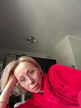 LuxuryNika online show from 02-10-26, 10:58