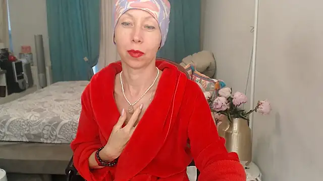 Snapshot of LuxuryNika chatting on 07-14-26, 05:30 LuxuryNika online show from 07-14-26, 05:30