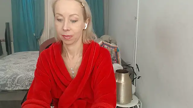 LuxuryNika online show from 11-12-25, 09:24