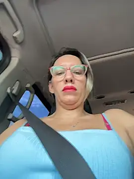 Gatitacarlita online show from 02-18-26, 01:40