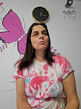 IsabelleCraft online show from 01-16-26, 10:19