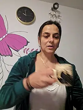 IsabelleCraft online show from 02-09-26, 08:01