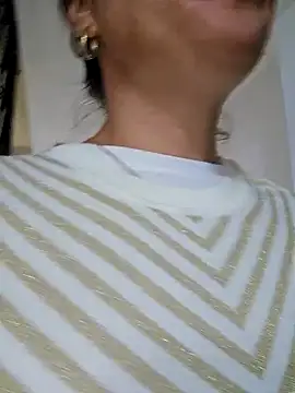 IsabelleCraft online show from 10-24-25, 12:04