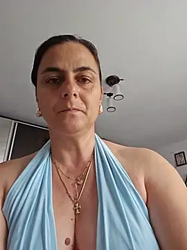 IsabelleCraft online show from 06-27-26, 10:43