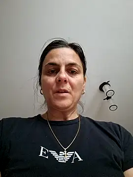 IsabelleCraft online show from 11-18-25, 11:02