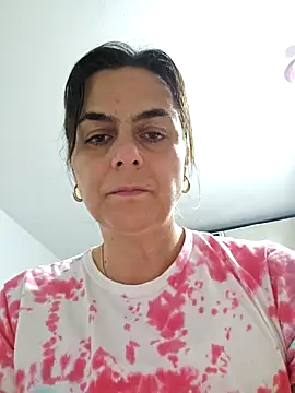 Snapshot of IsabelleCraft chatting on 10-07-25, 04:13 IsabelleCraft online show from 10-07-25, 04:13