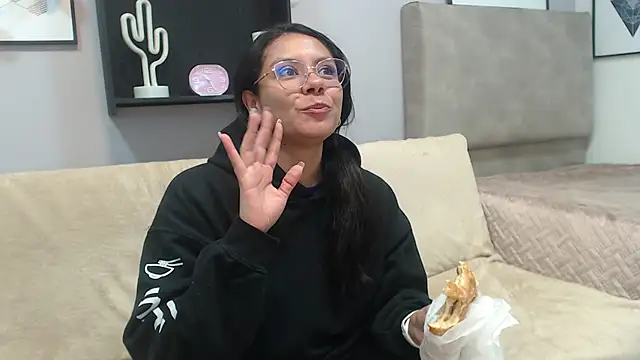 valevicious online show from 02-25-25, 01:32