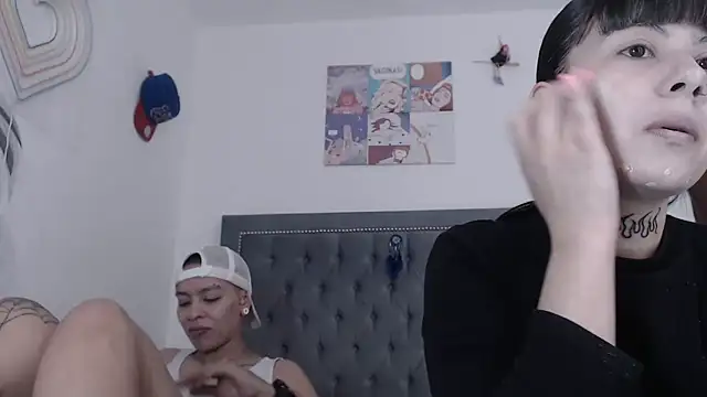 dulce maria x online show from 03-16-25, 06:23