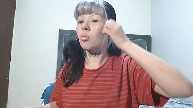 dulce maria x online show from 03-26-26, 12:03