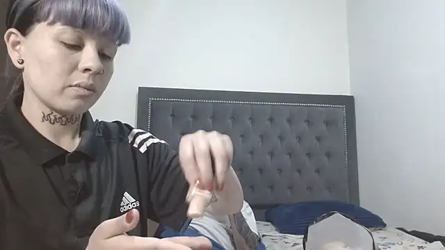 dulce maria x online show from 03-15-26, 02:02