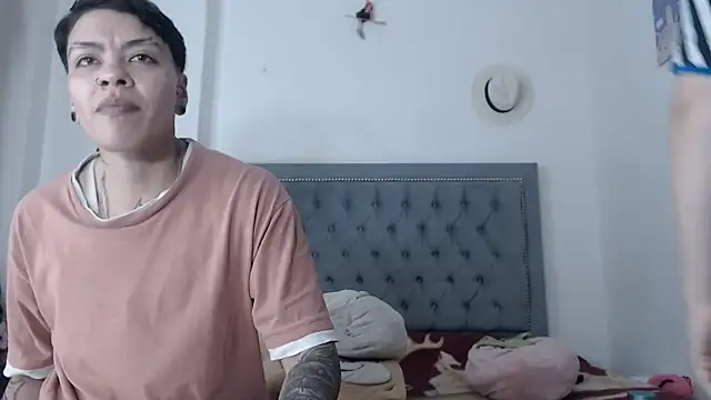 dulce maria x online show from 10-05-25, 01:40