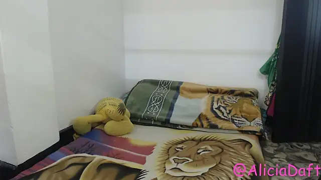 Smoke trip Alicia online show from 03-10-26, 02:59