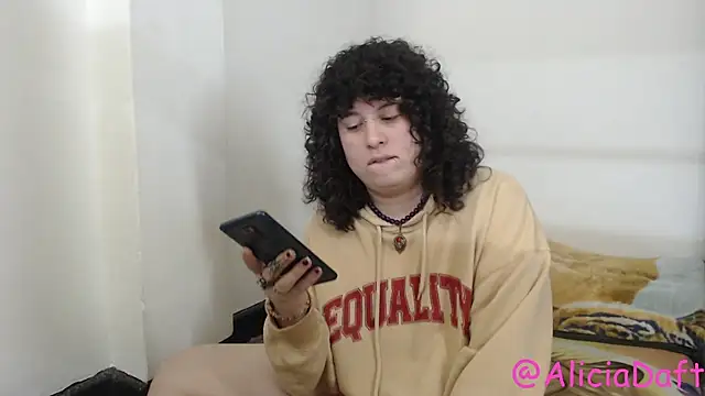 Smoke trip Alicia online show from 03-29-26, 04:36